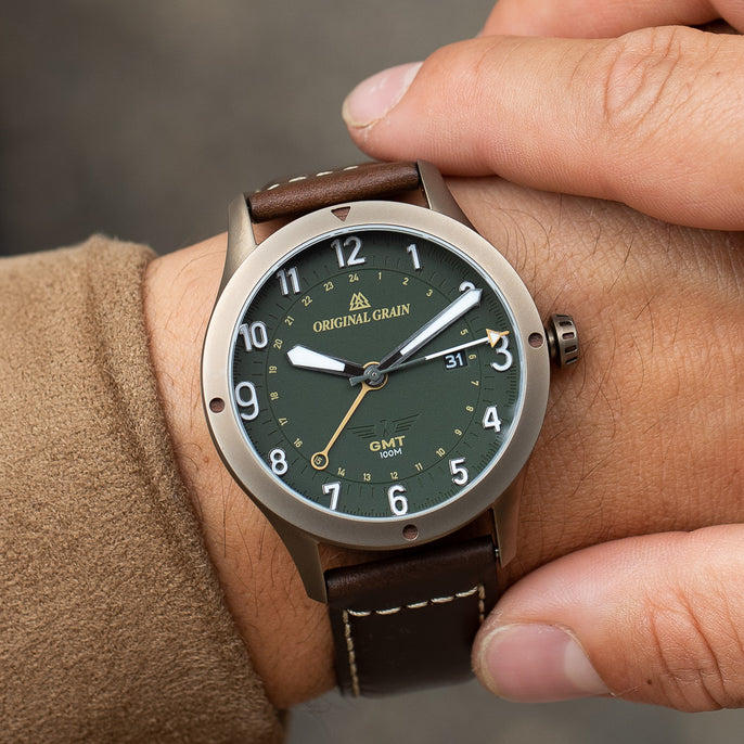 Pilot Khaki & Dark Walnut Herren 43mm