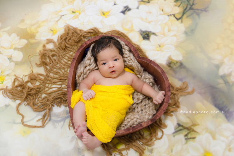 newborn photographer brisbane by Nadia Photo