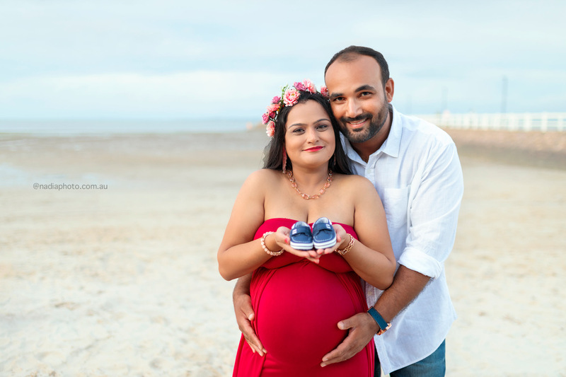 maternity photographer brisbane by Nadia Photo