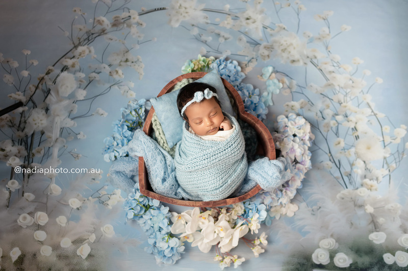 newborn photographer brisbane by Nadia Photo