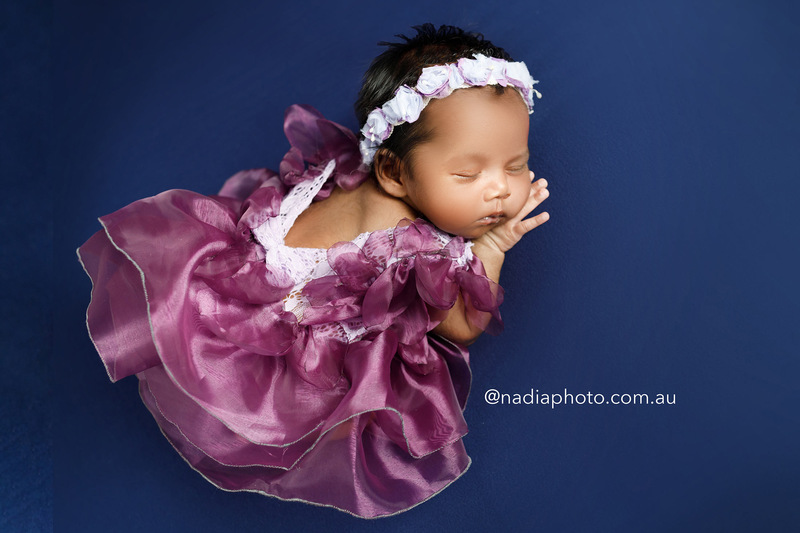 newborn photographer brisbane by Nadia Photo