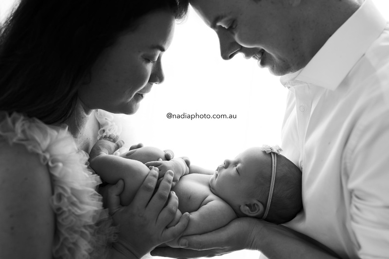 newborn photographer brisbane by Nadia Photo