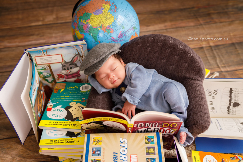 newborn photographer brisbane by Nadia Photo