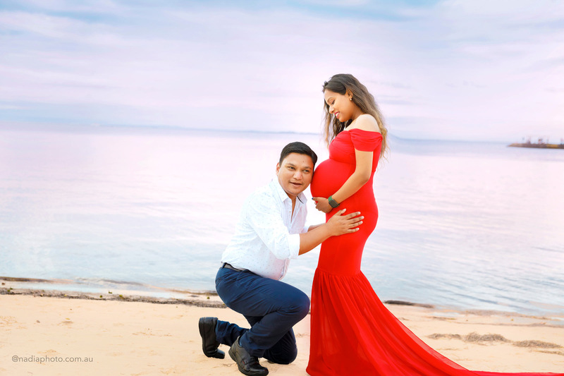 maternity photographer brisbane by Nadia Photo