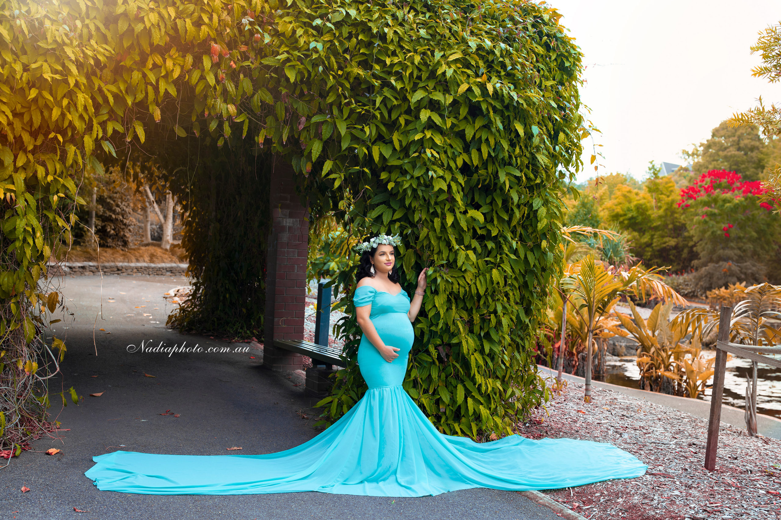 MATERNITY SHOOT IN BOTANICAL GARDEN MT. COOT-THA (BRISBANE)