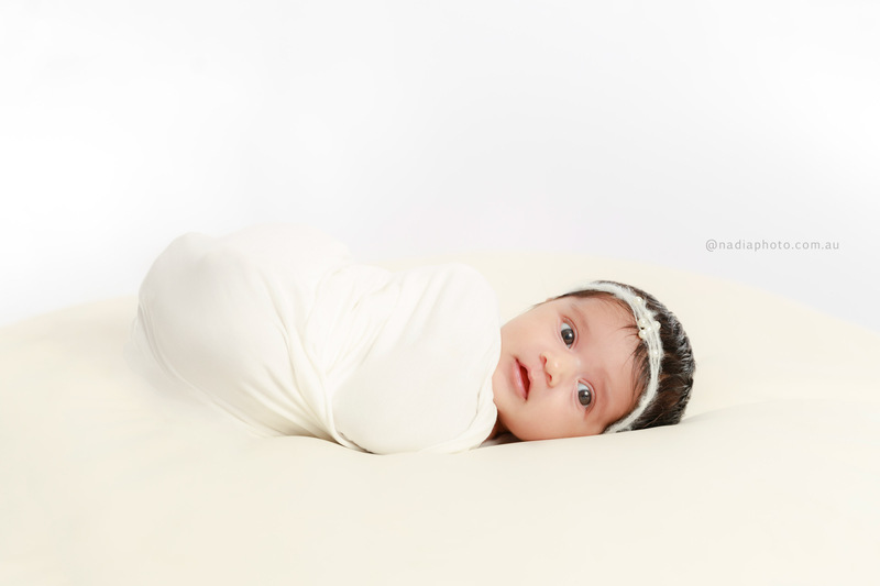 newborn photographer brisbane by Nadia Photo