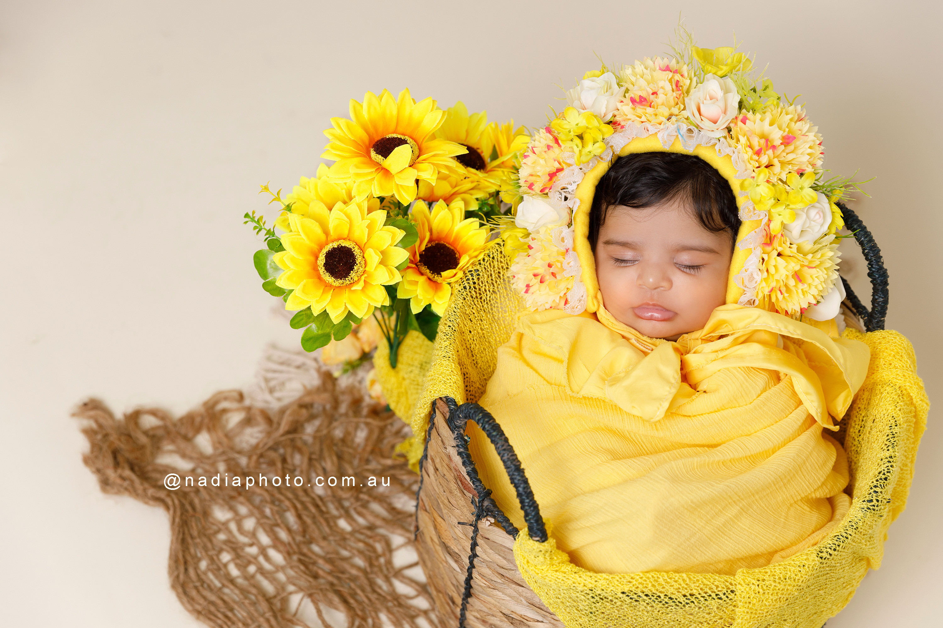 3 month old baby girl photoshoot - Nadia Photo