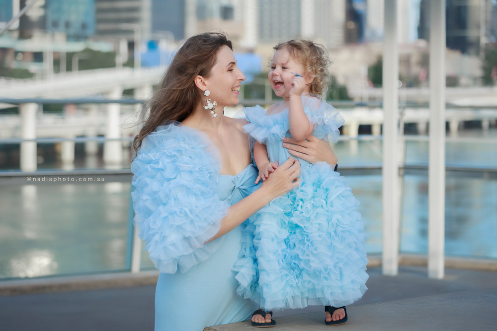 Maternity photographer Brisbane by Nadia Photo