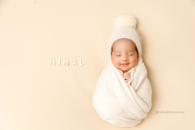 newborn photographer brisbane by Nadia Photo