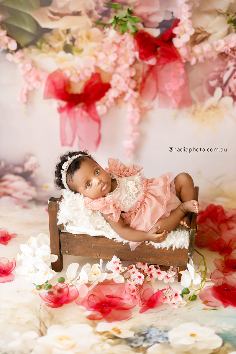 newborn photographer brisbane by Nadia Photo