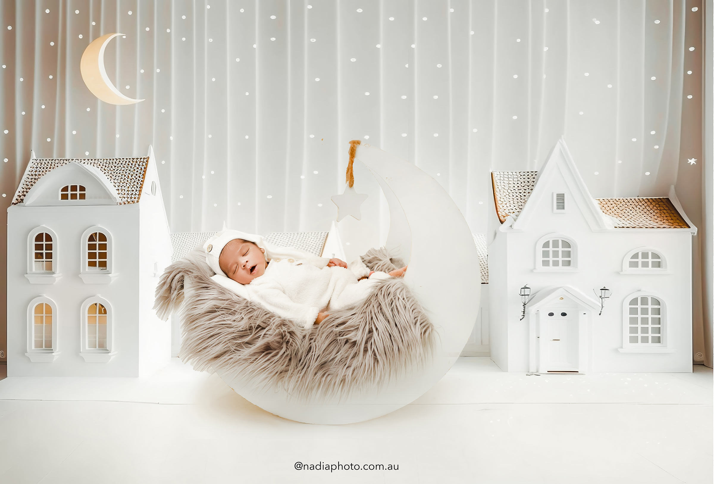 Newborn Baby Photoshoot by Nadia Photo