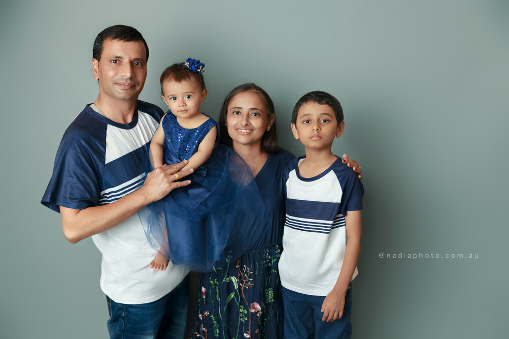 Family photographer Brisbane by Nadia Photo