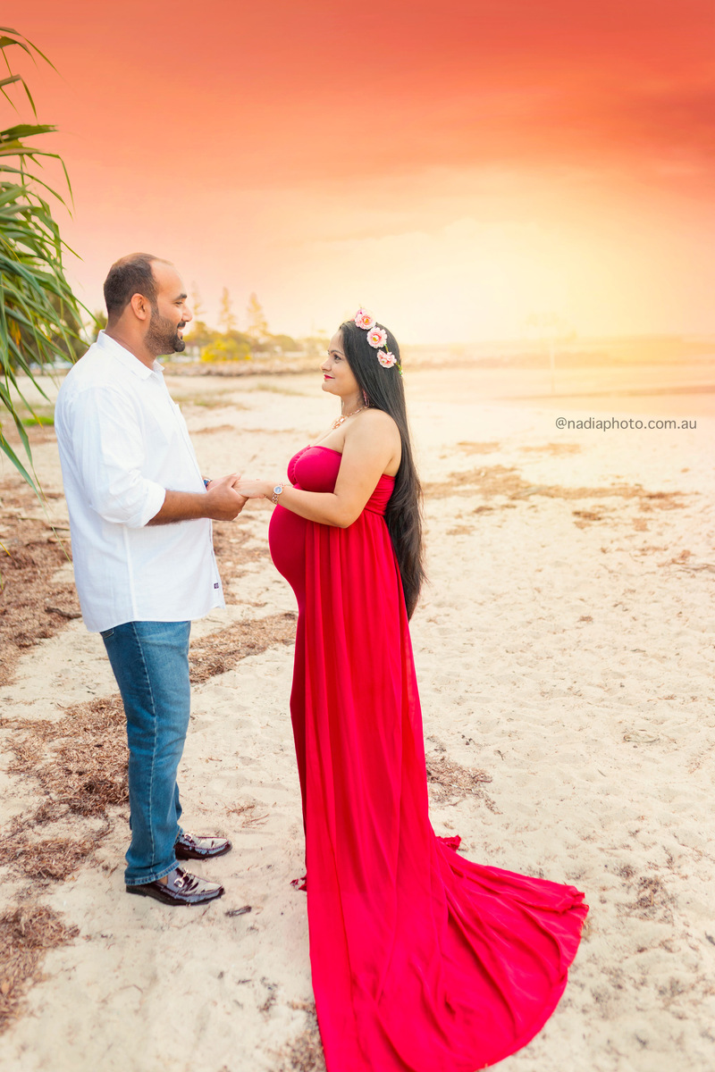 maternity photographer brisbane by Nadia Photo