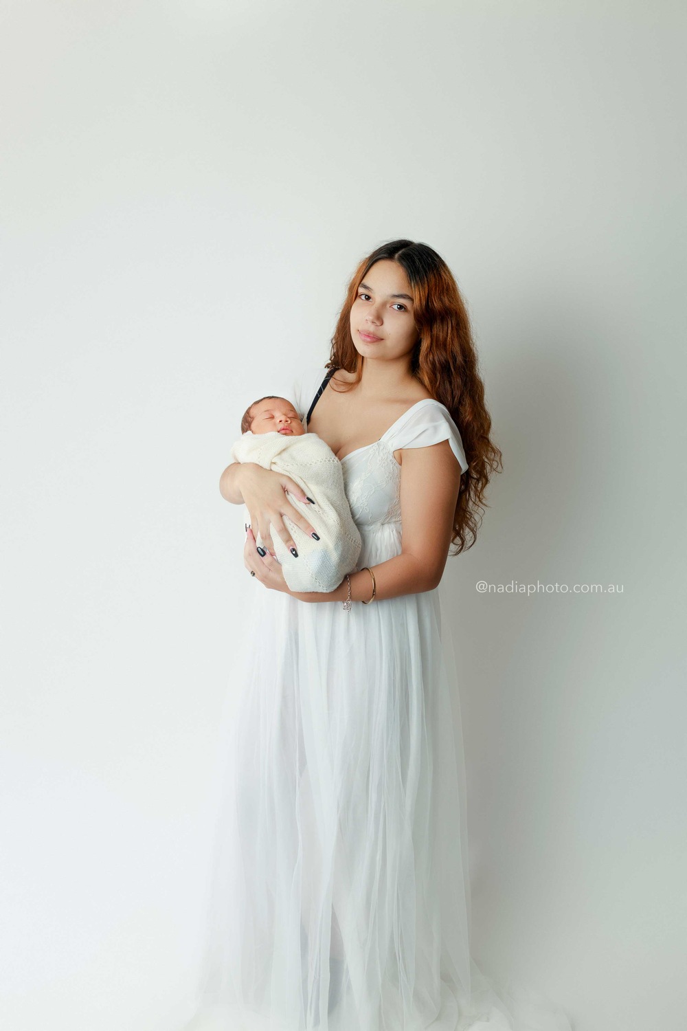 Newborn photographer Brisbane by Nadia Photo