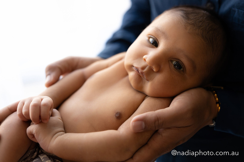 newborn photographer brisbane by Nadia Photo