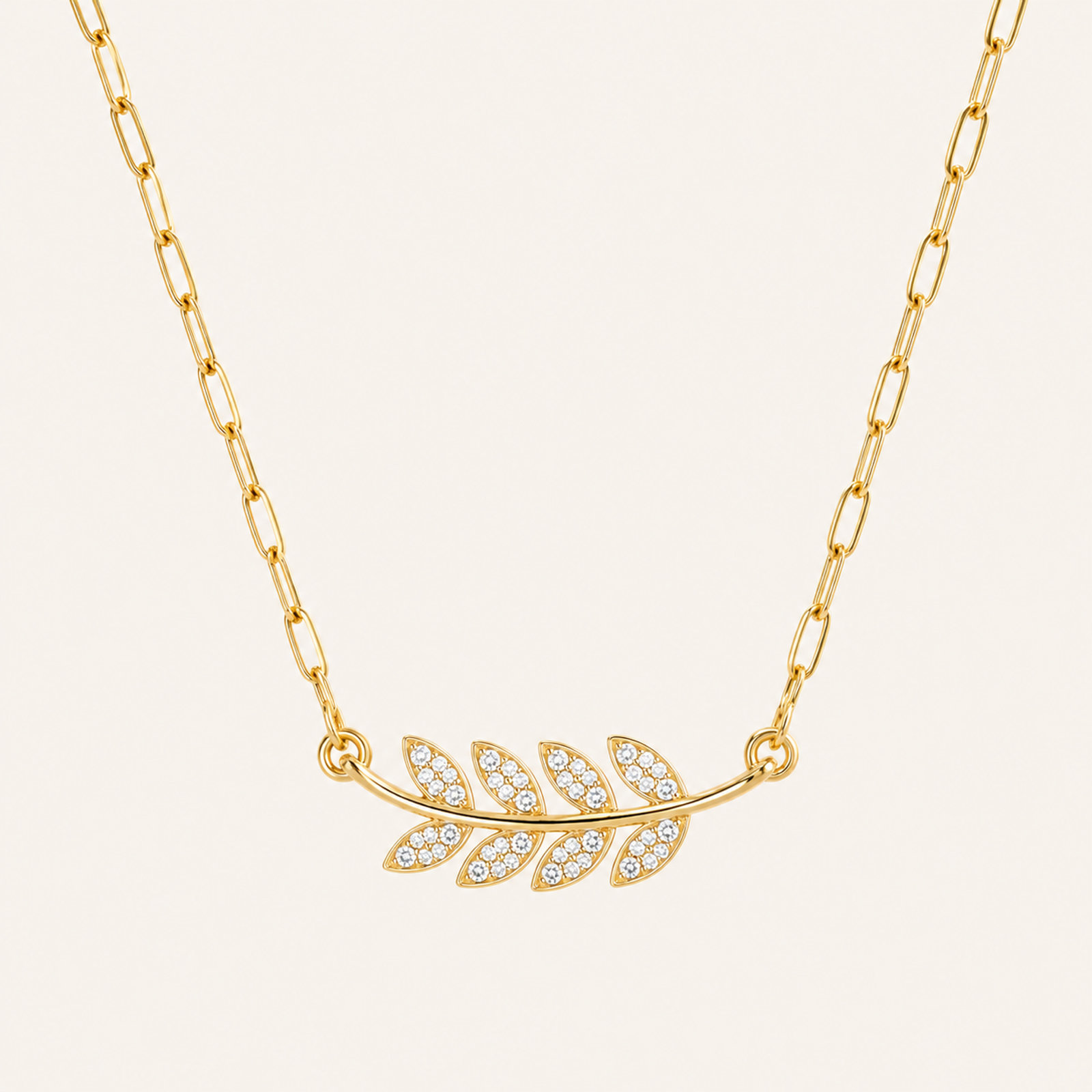 18k Leaf Natural Diamond Necklace