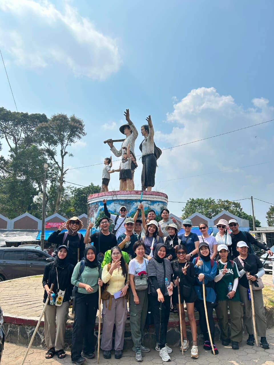 Destinasi Open Trip Baduy Dalam  – Jelajah Budaya & Alam Pedalaman untuk paket trip domestik, gathering perusahaan, dan sewa bus bersama San Trip