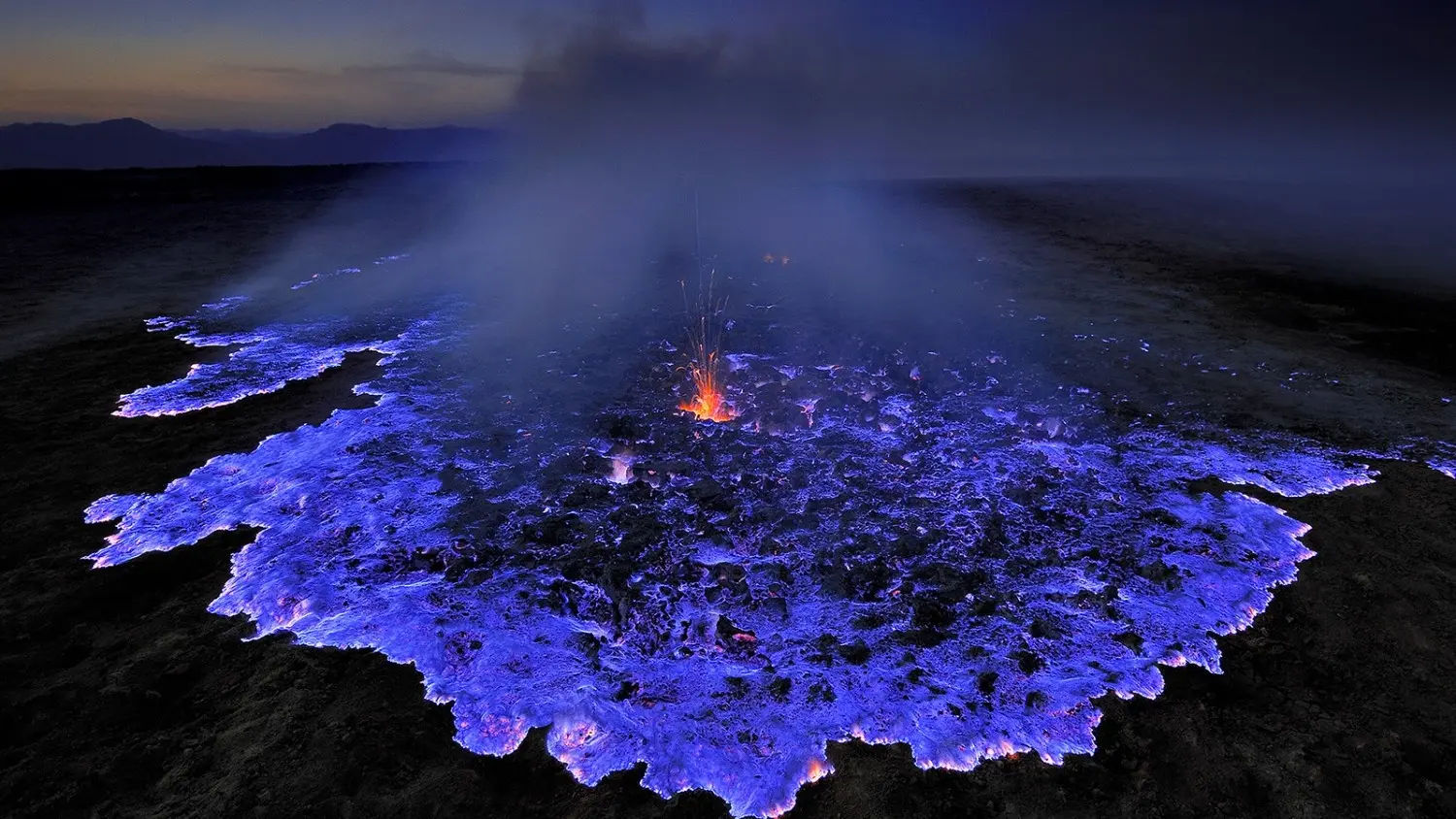 Open trip Open Trip Kawah Ijen – Baluran: Eksplorasi Alam Banyuwangi untuk paket wisata domestik hemat dan perjalanan rombongan San Trip