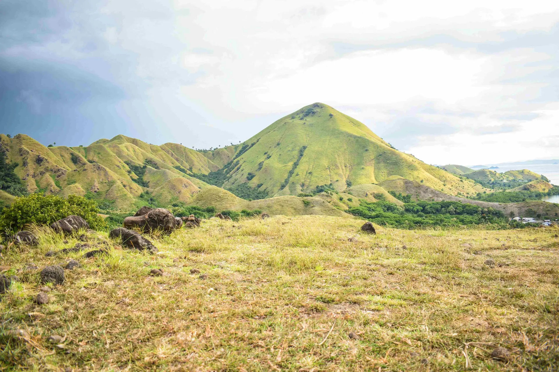 Open trip Open Trip Labuan Bajo – Eksplorasi Pulau & Laut Flores untuk paket wisata domestik hemat dan perjalanan rombongan San Trip