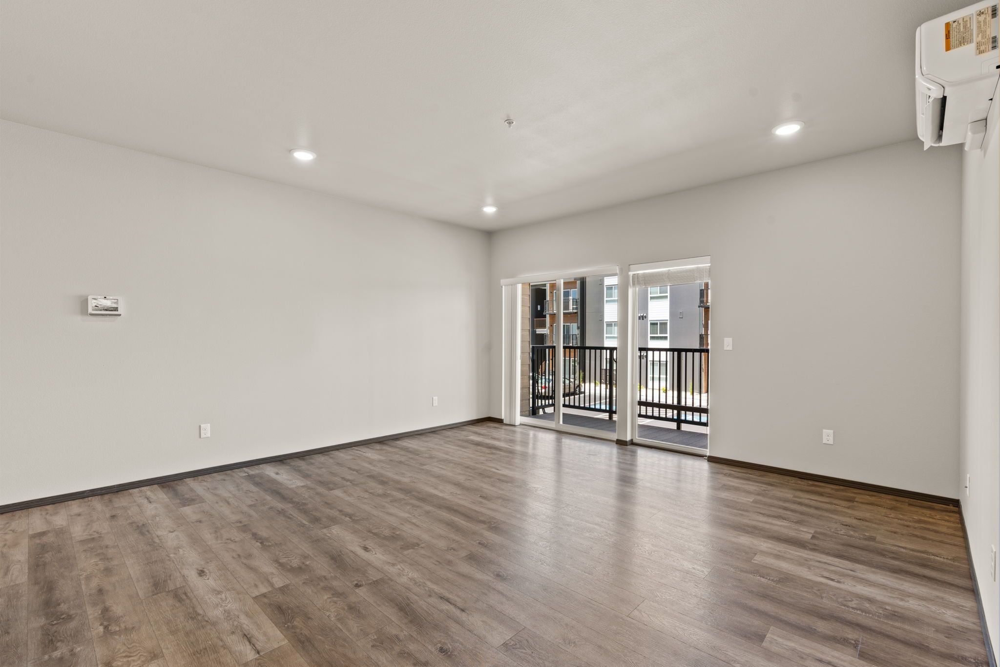 Interior View 4