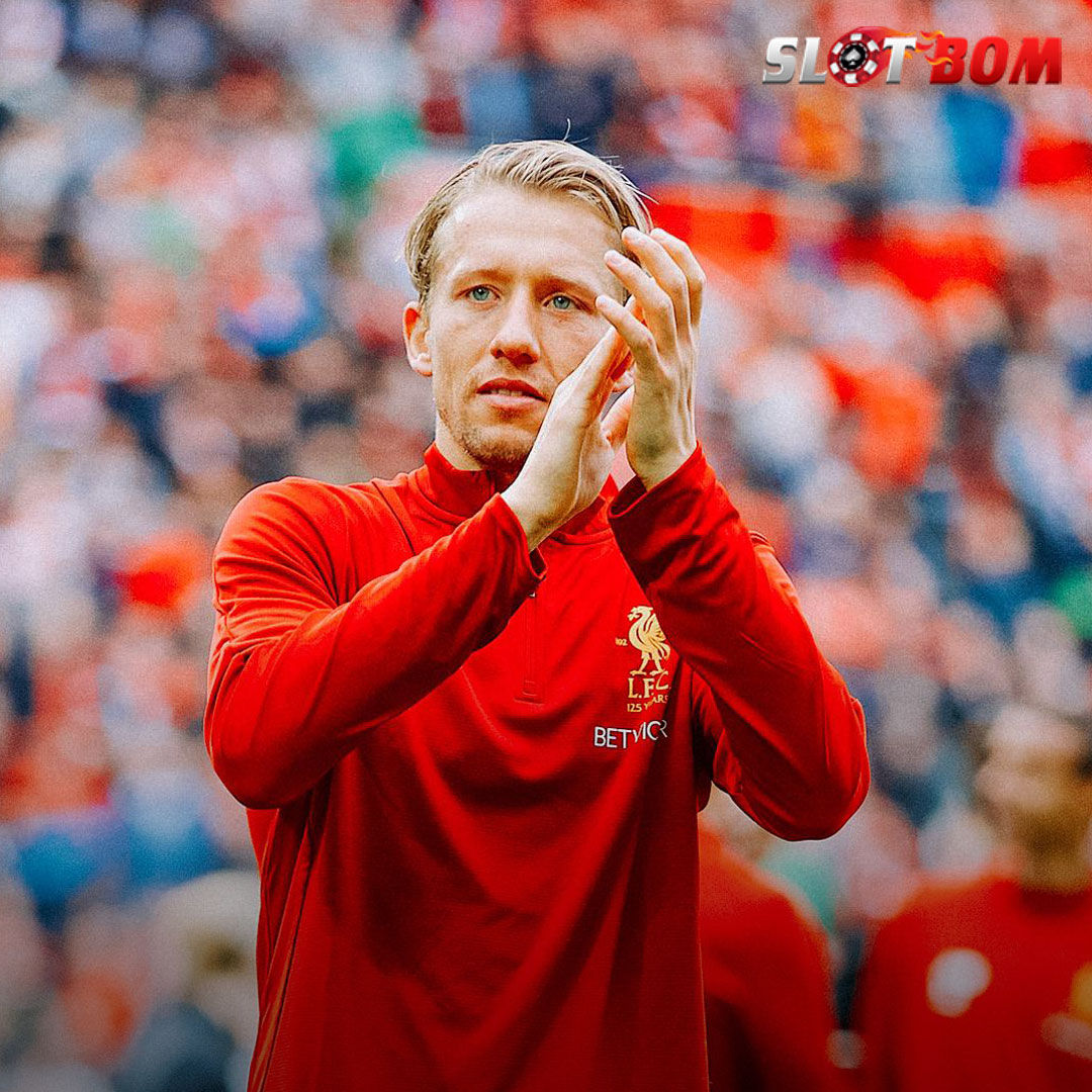 Legenda Liverpool Meriahkan Kolaborasi The Reds dan Adidas di Indonesia