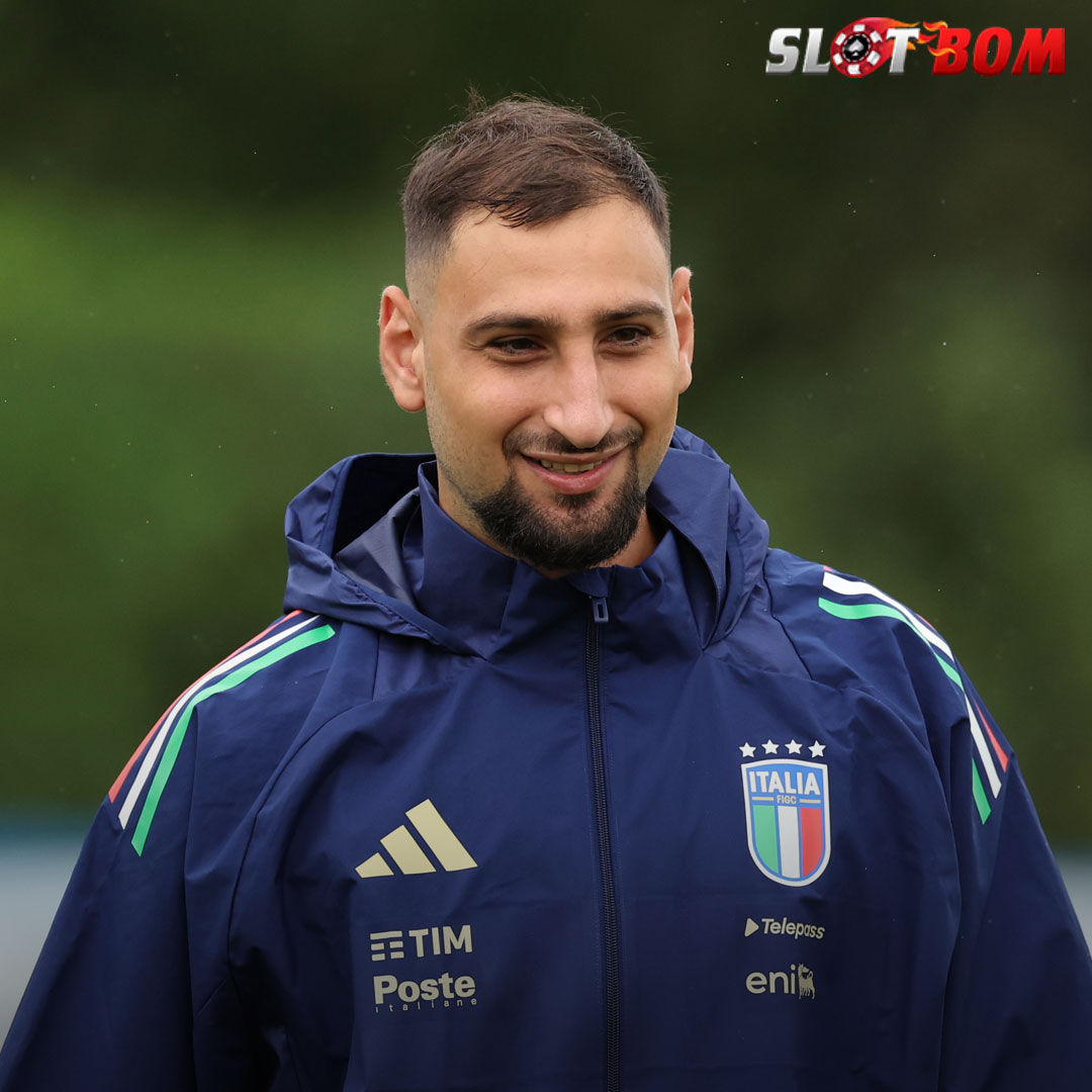 Donnarumma dan agennya sedang mempertimbangkan untuk membawa PSG ke meja hijau setelah klub tersebut mendepaknya