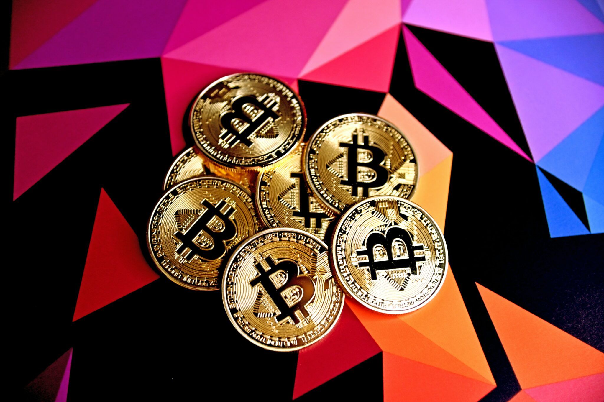 Singapore Considers Imposing New Restrictions on Crypto Trading