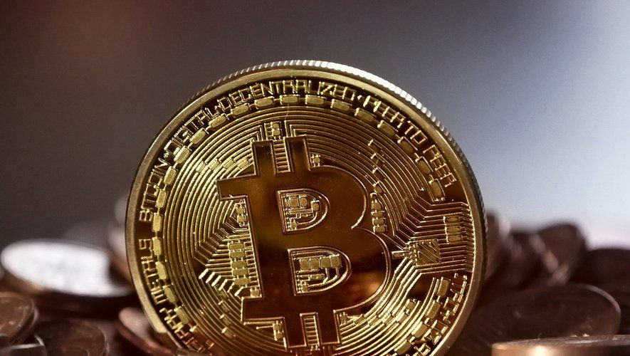 Survey discovered many EI Salvador residents are skeptical of constructing BTC legal system