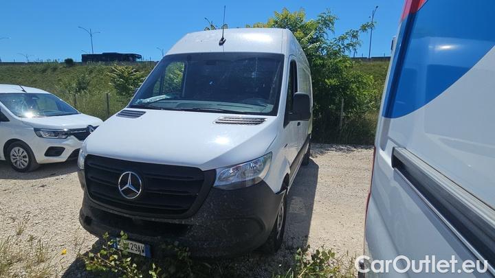 Mercedes-Benz Sprinter e - 4 batterie