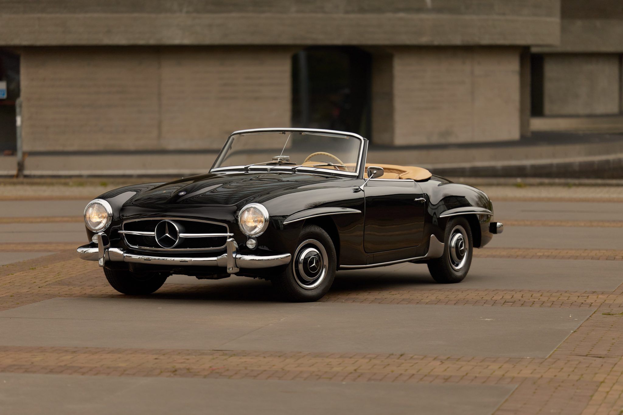 Mercedes-Benz SL 230 1.9 103 PS