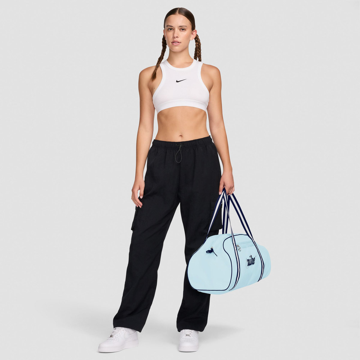 NIKE กระเป๋าช้อปปิ้งผู้ใหญ่ รุ่น W NK GYM CLUB - RETRO | Sportsworld Shop  Online