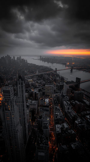 Manhattan Skyline at Dusk - Download HD iPhone Lock Screen Wallpaper