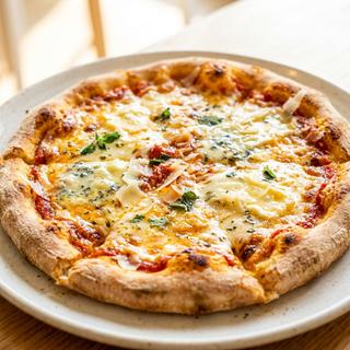 Pizza Quattro Formaggi (30cm) (Tomato and oregano base)