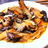 Braised Local Sea Cucumber with Scallion