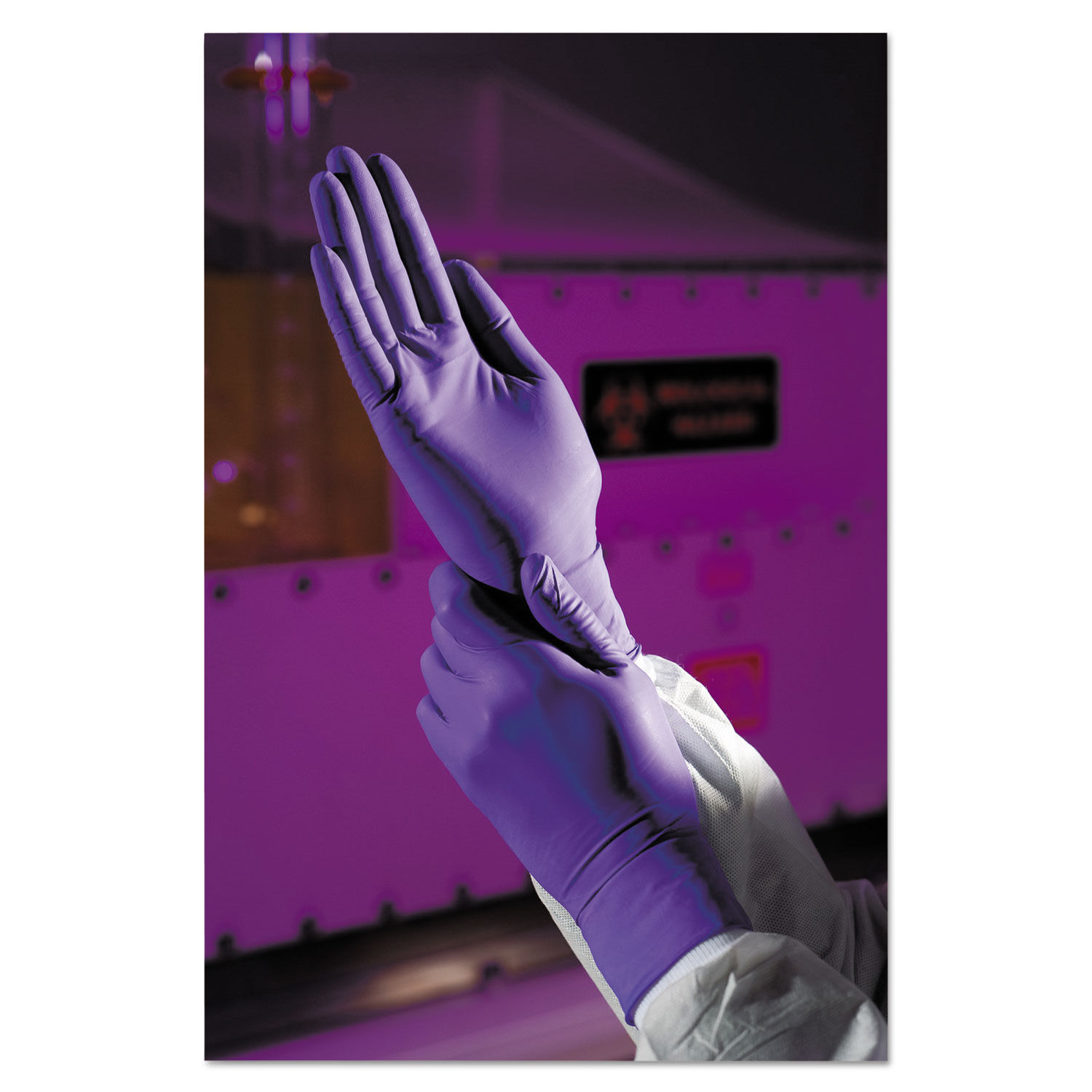 PURPLE NITRILE Exam Gloves by Kimtech™ KCC55081