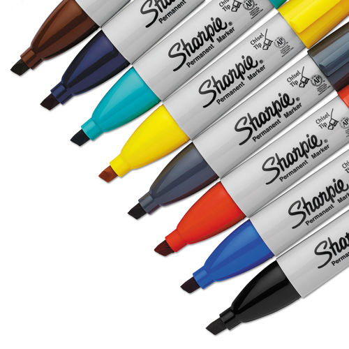 Chisel Tip Permanent Marker by Sharpie® SAN1927322