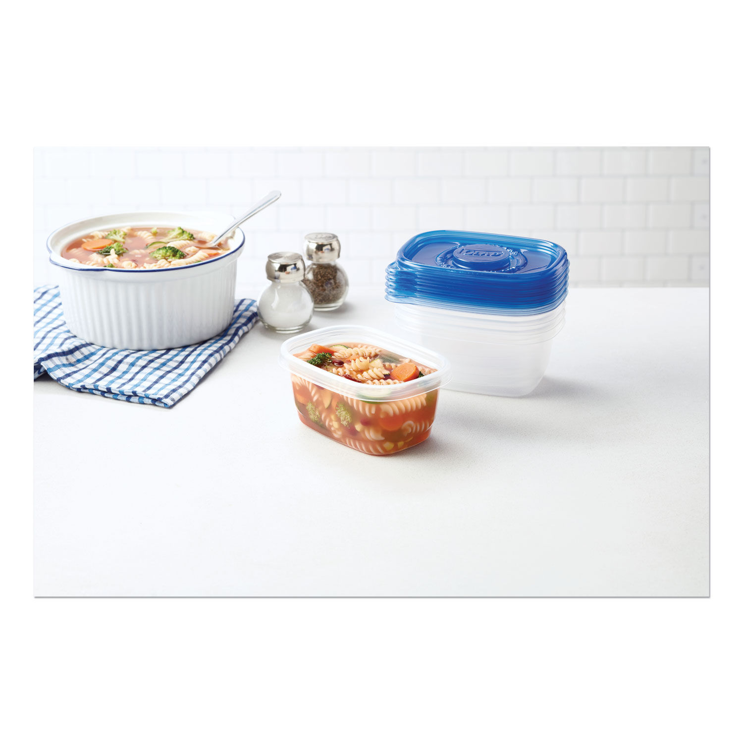 GladWare Deep Dish Containers with Lids, 8 Cups (64 oz) 3 containers