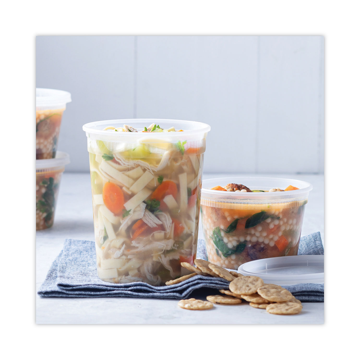 Clear Hinged Take-Out Containers - 55 oz