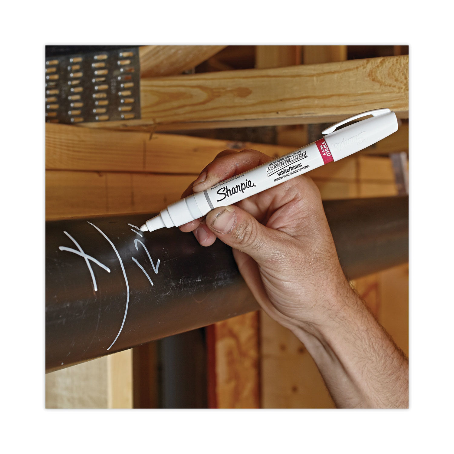 PM-16 Permanent Paint Marker, White