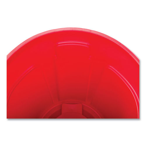 Rubbermaid Brute RCP2632RED 32 gallon red