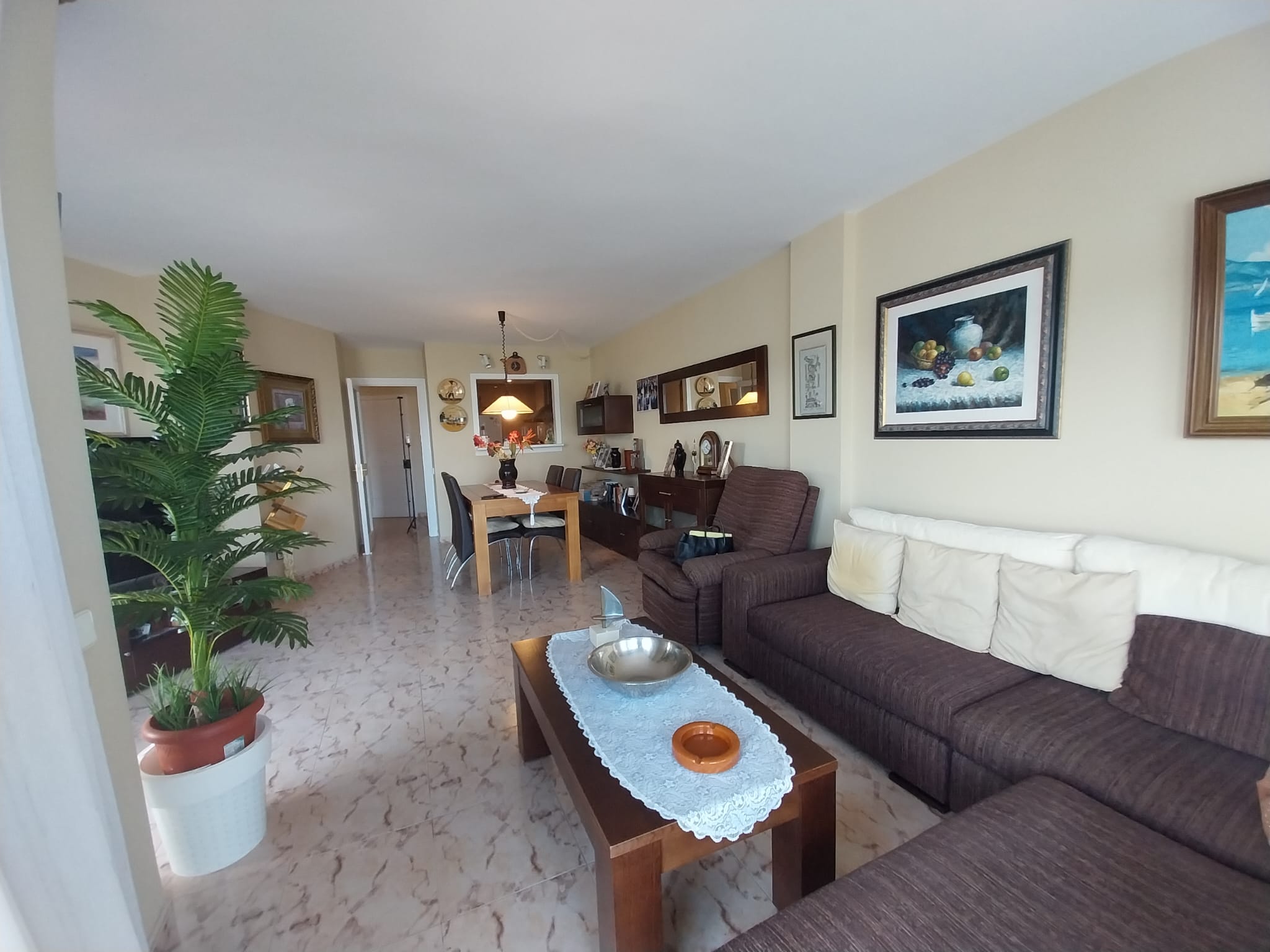 apartment Escala, L