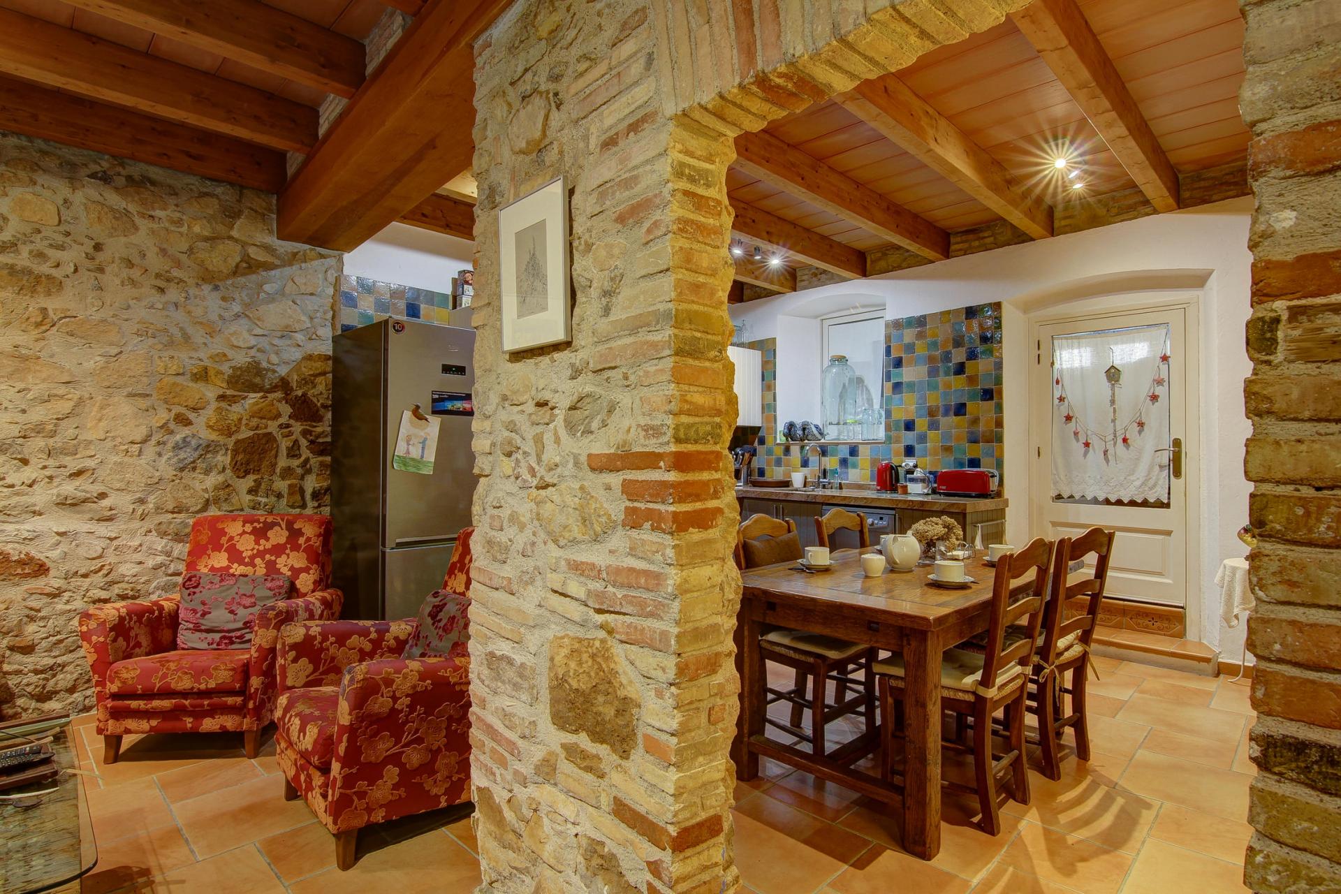 terraced Torroella de Montgri