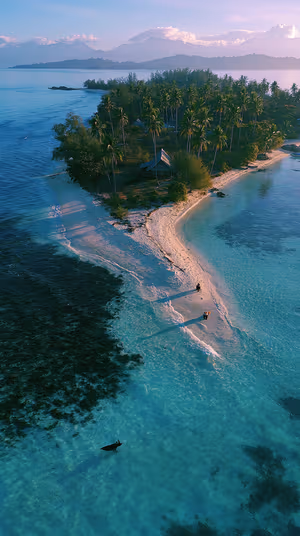 Turquoise Sandbar Escape