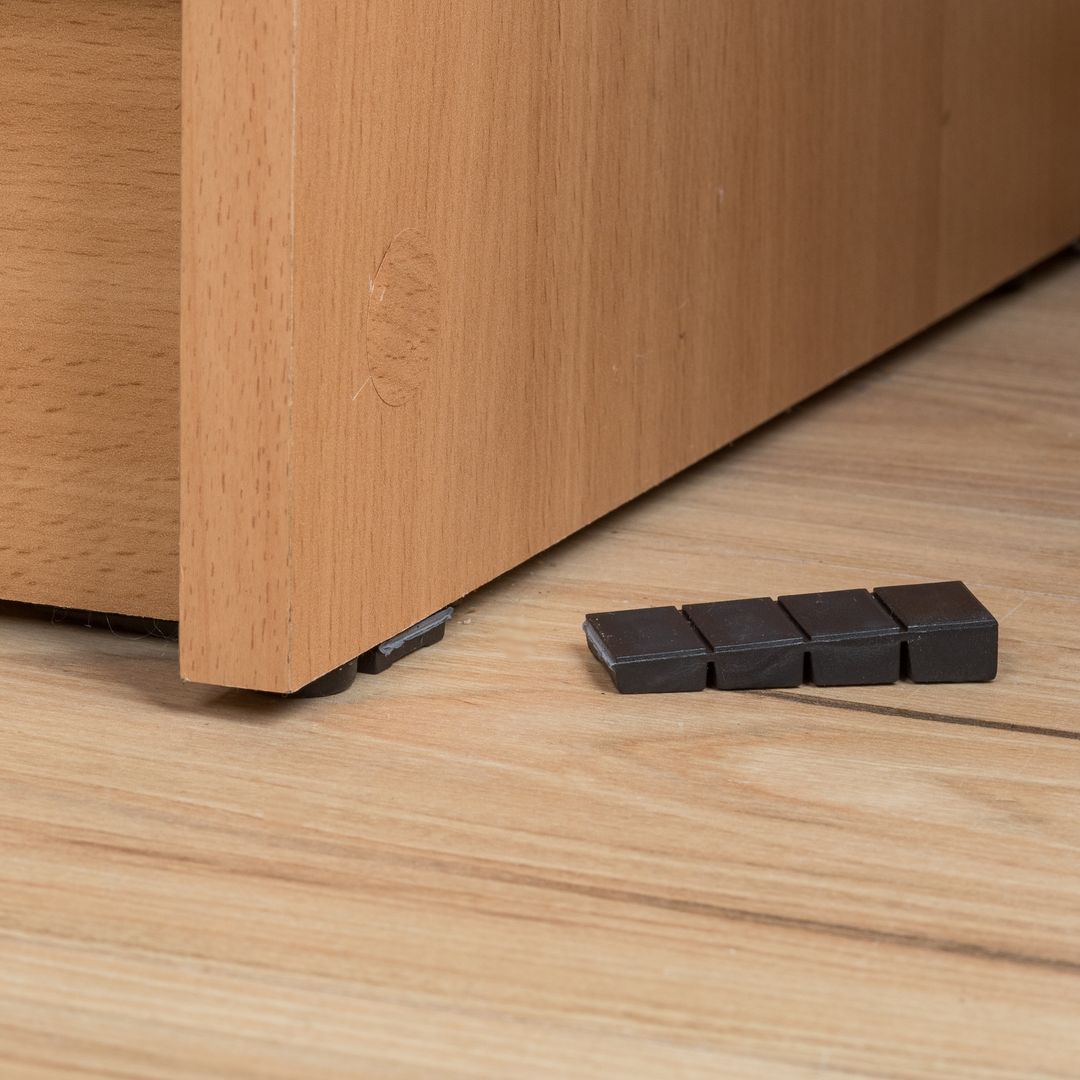Poziomujący klin meblowy do regulacji meblii - miniatura 5