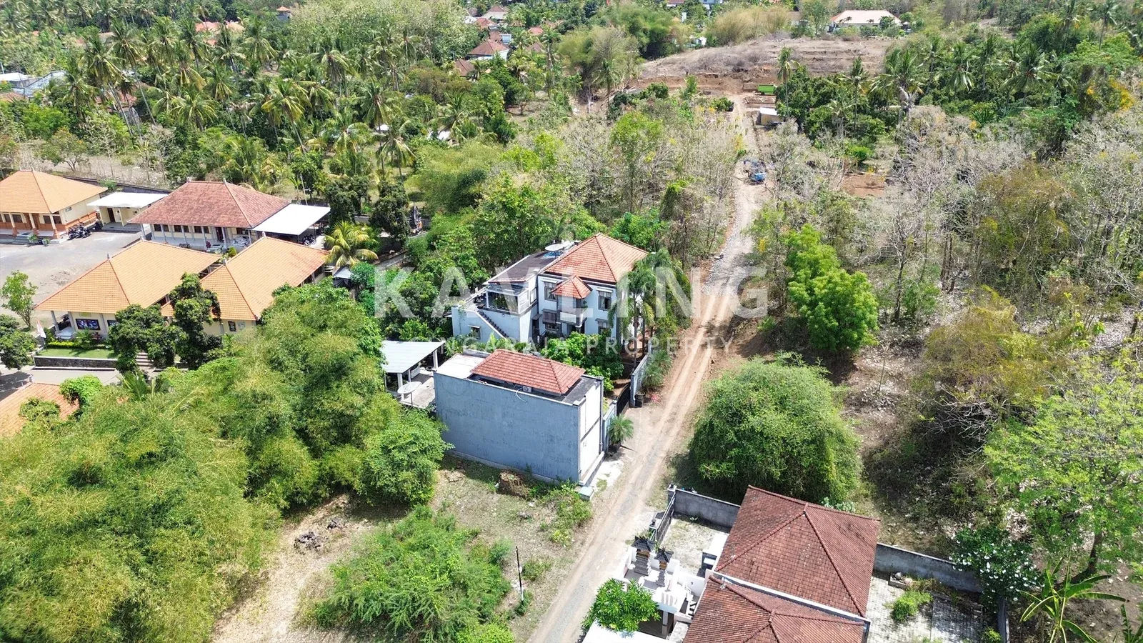 Rumah Villa 3 Lantai Dekat Pantai Lovina - 8