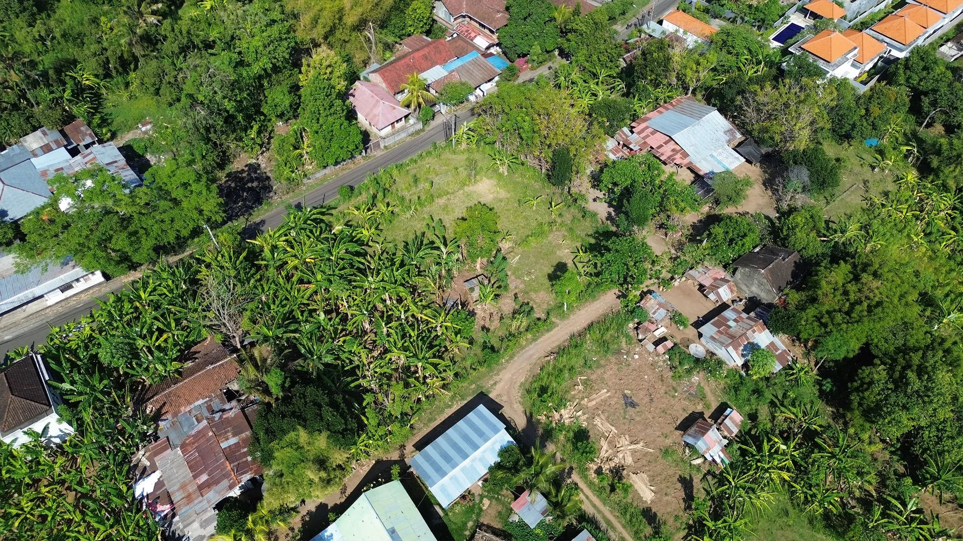 Tanah Pinggir Jalan di Kaliasem - 5