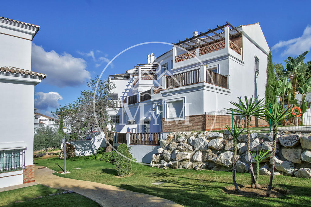 Lauro Golf Homes for Sale Near Malaga – Golf Resort Living