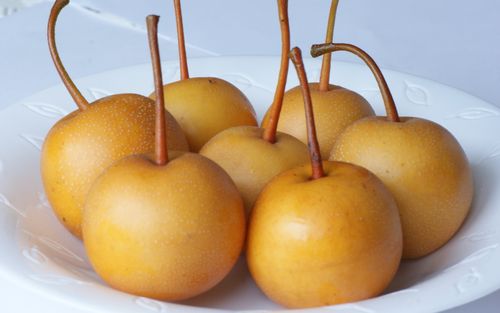 Kumoi pears