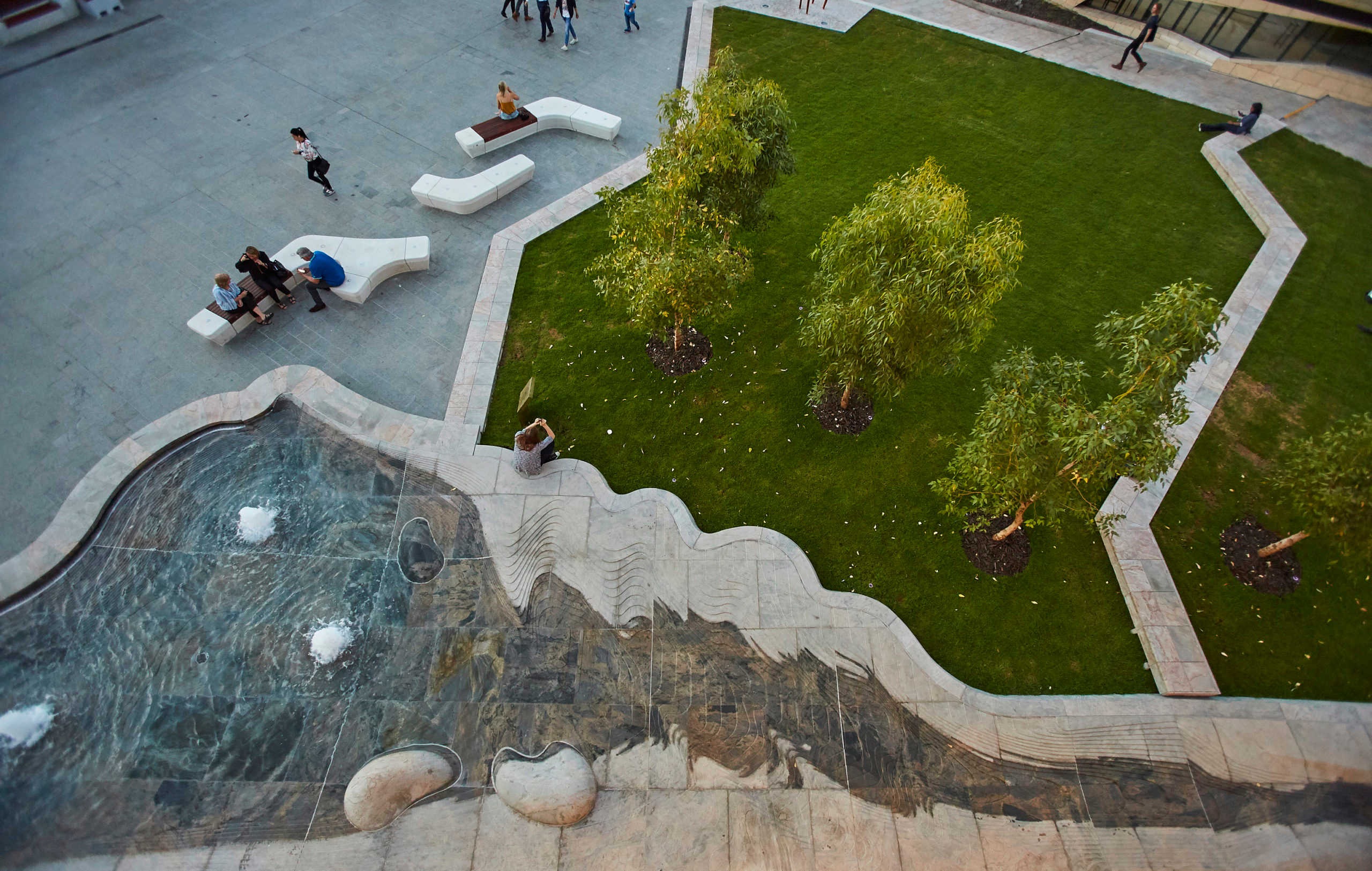 Yagan Square: bridging space and time