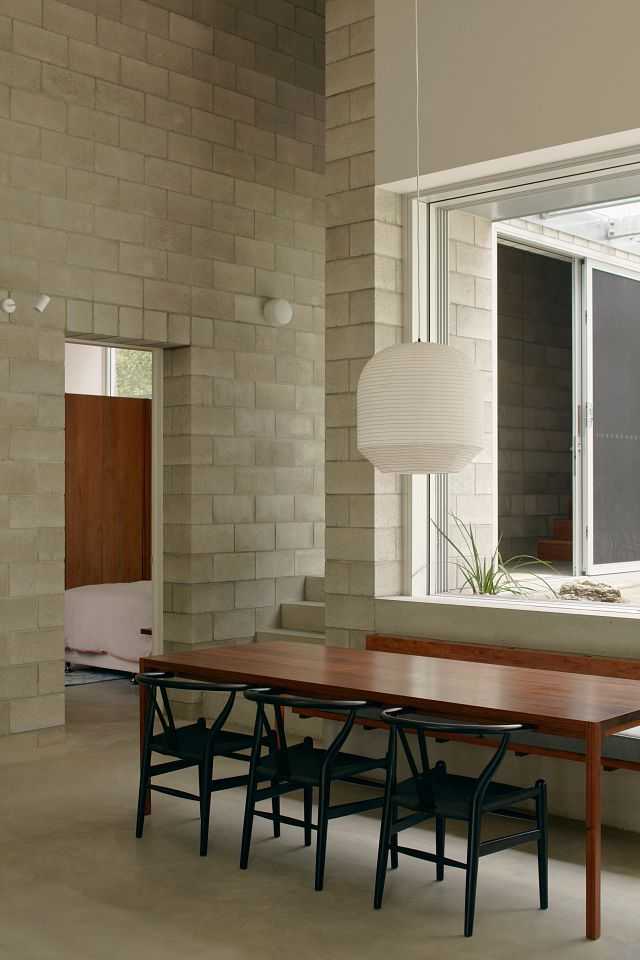 MtCoothaHouse_GreyBlocks6